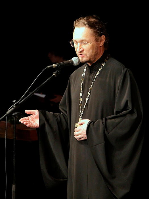священник Олег Шлёнов